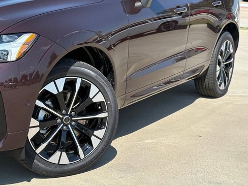 New 2026 Volvo XC60 B5 Plus w/ Protection Package Premier image 6