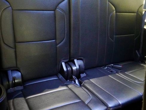 Used 2018 Chevrolet Suburban LT w/ Z71 Midnight Edition image 9