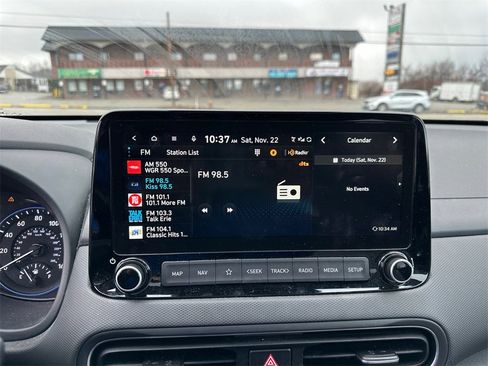 Used 2023 Hyundai Kona SEL w/ Convenience Package image 17