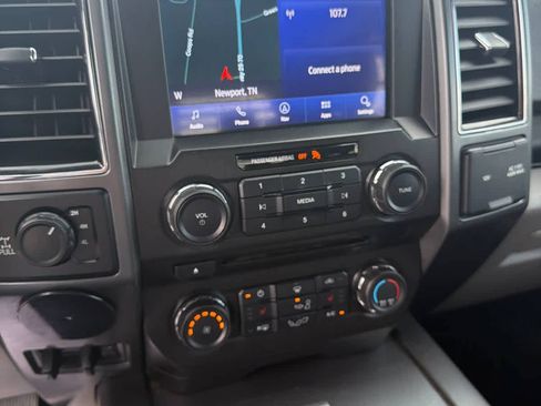 Used 2018 Ford F150 XLT w/ Equipment Group 302A Luxury AWD/4WD image 13