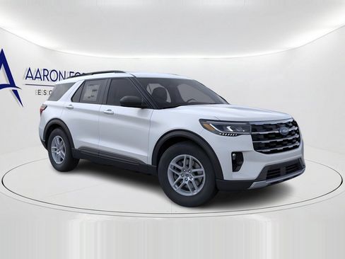 New 2026 Ford Explorer Active w/ Active Comfort Package RWD image 8
