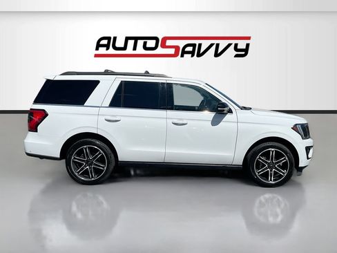 Used 2020 Ford Expedition Limited w/ Equipment Group 303A AWD/4WD image 8