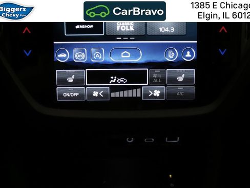 Used 2025 Subaru Forester Premium AWD/4WD image 24