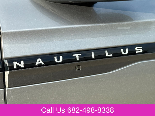 Used 2025 Lincoln Nautilus Reserve w/ Jet Appearance Package AWD/4WD image 6