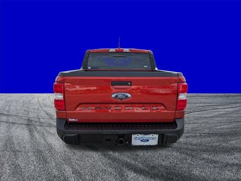 Certified 2024 Ford Maverick Lariat w/ FX4 Off-Road Package AWD/4WD image 5