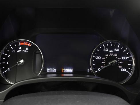 Used 2020 Ford F350 Lariat w/ Lariat Ultimate Package image 11