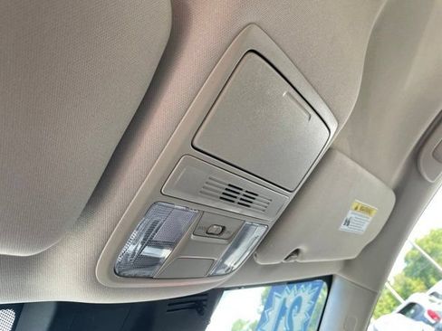 Used 2021 Honda CR-V LX image 12