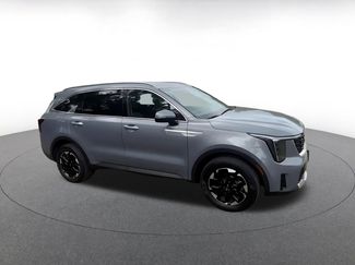 Used 2024 Kia Sorento S video 2