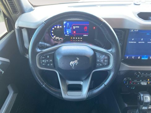Used 2022 Ford Bronco Wildtrak AWD/4WD image 12