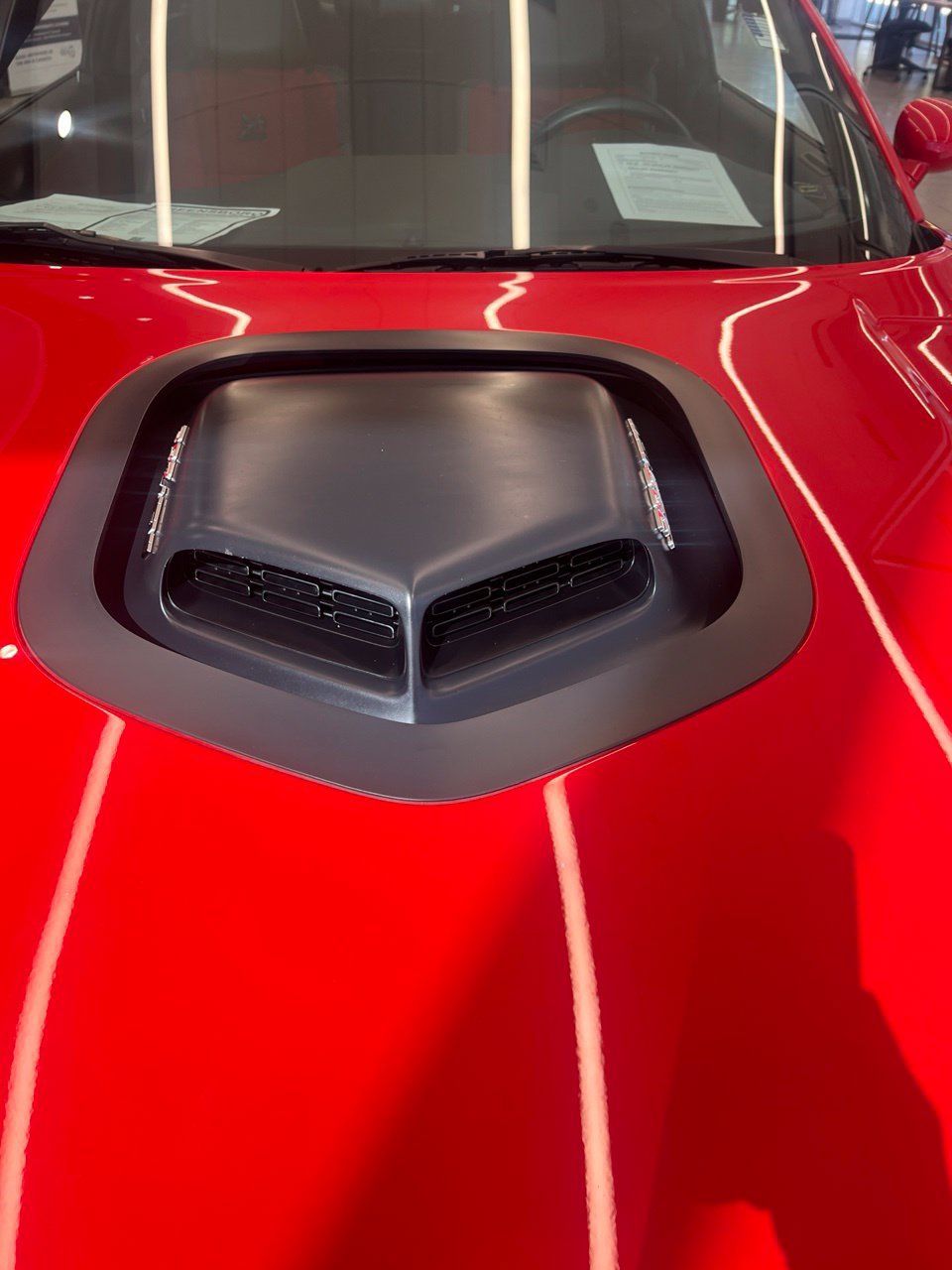 Used 2016 Dodge Challenger R/T Scat Pack RWD image 9