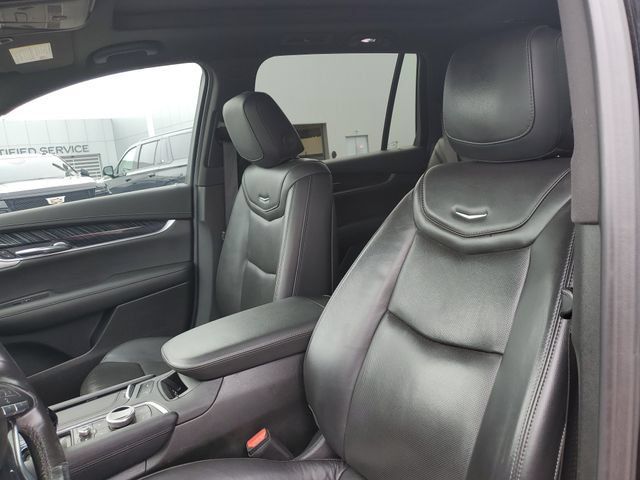 Certified 2024 Cadillac XT6 Premium Luxury AWD/4WD image 5