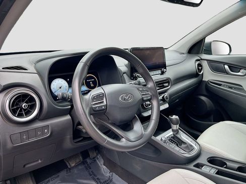Used 2023 Hyundai Kona Limited w/ Cargo Package AWD/4WD image 9
