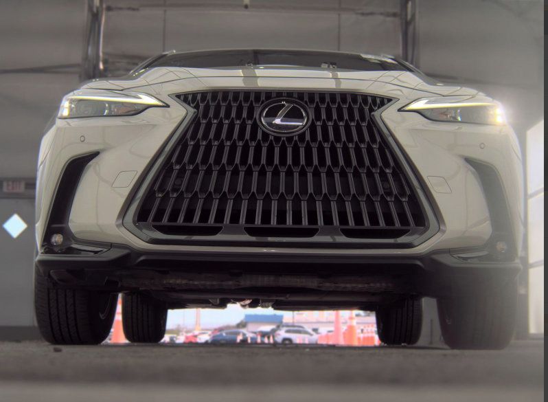Used 2025 Lexus NX 250 FWD w/ Accessory Package (K3) image 8