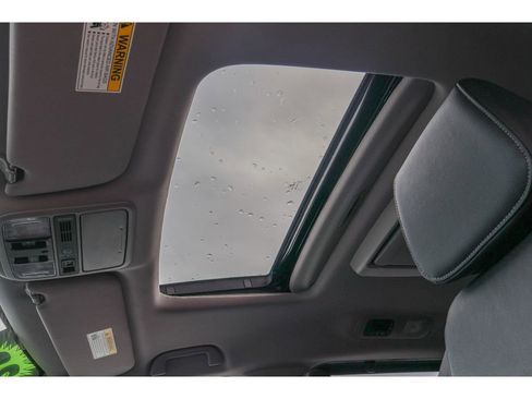 Used 2023 Honda Odyssey Touring image 20