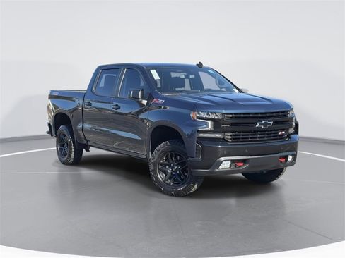 Used 2021 Chevrolet Silverado 1500 LT Trail Boss w/ Convenience Package II image 1