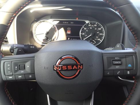 Certified 2025 Nissan Rogue SV AWD/4WD image 11
