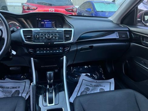 Used 2016 Honda Accord LX image 13