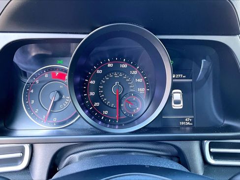 Used 2023 Hyundai Elantra SEL image 24