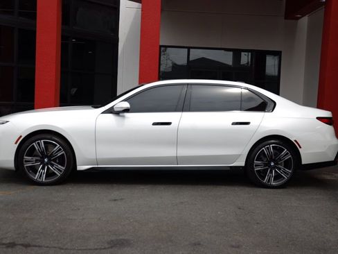 Used 2023 BMW 740i RWD image 4