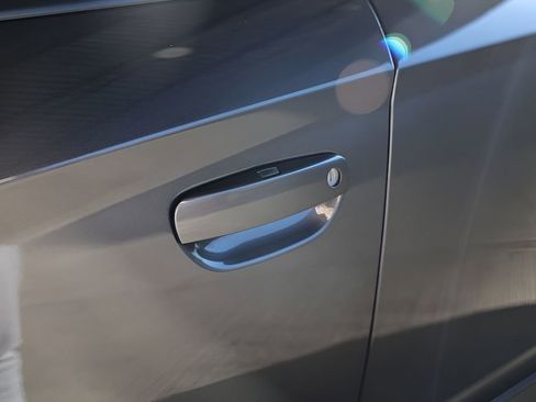 Used 2019 Dodge Charger R/T image 16