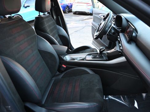 Used 2024 Dodge Hornet R/T Plus image 25