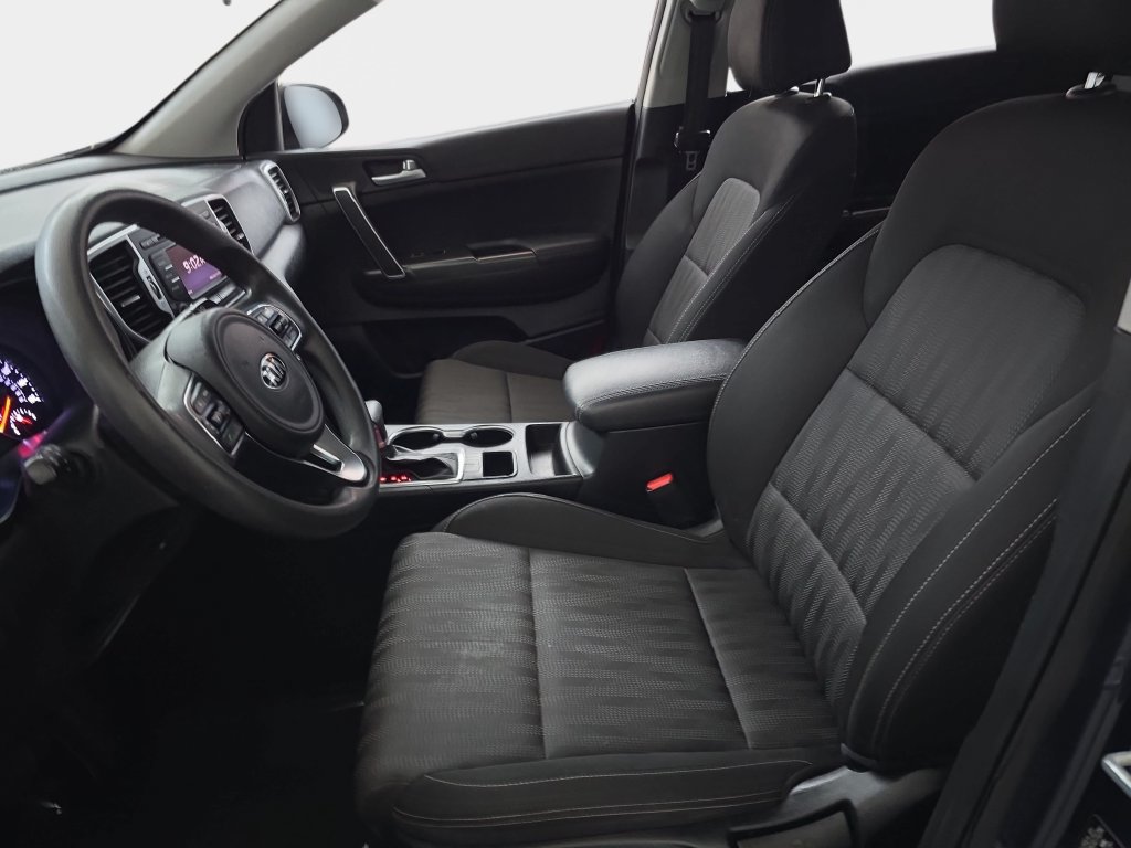 Used 2019 Kia Sportage LX FWD image 17