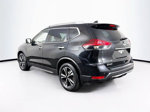 Used 2019 Nissan Rogue SV w/ Premium Package AWD/4WD image 9