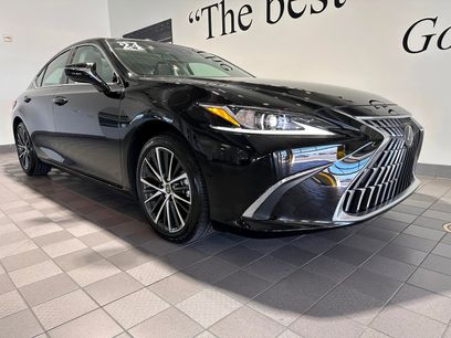 Used 2024 Lexus ES 350 w/ Premium Package