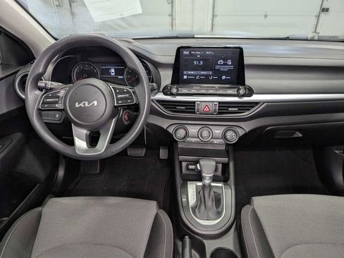 Certified 2023 Kia Forte LXS FWD image 17