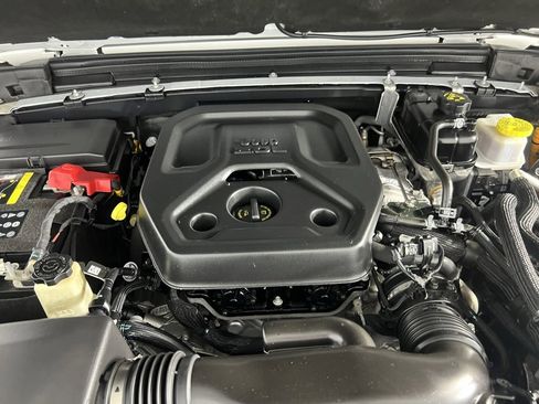 Certified 2023 Jeep Wrangler Unlimited image 35