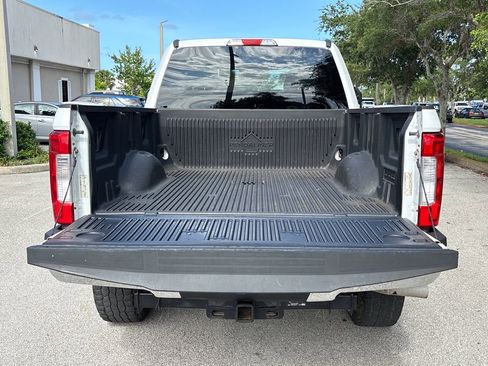 Certified 2019 Ford F250 XLT AWD/4WD image 9