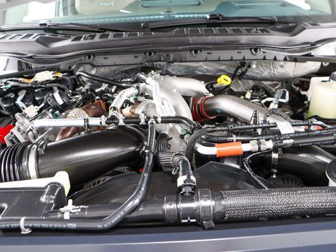 Used 2025 Ford F450 Platinum w/ Platinum Plus Package image 34