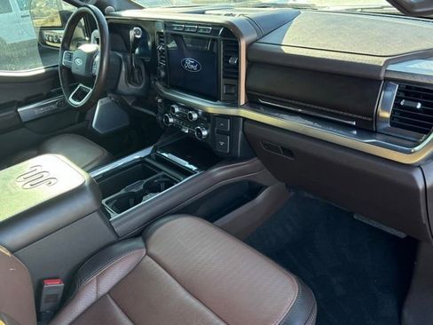 Used 2024 Ford F350 King Ranch w/ Chrome Package image 27