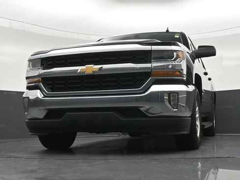 Used 2017 Chevrolet Silverado 1500 LT w/ All Star Edition RWD image 34