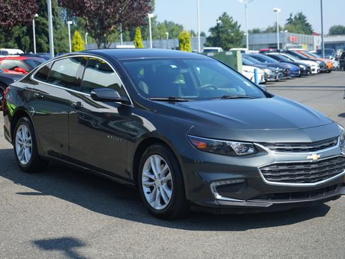 Used 2018 Chevrolet Malibu LT FWD image 7
