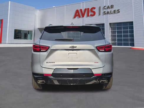 Used 2025 Chevrolet Blazer RS FWD image 7