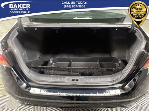 Used 2022 Nissan Altima 2.5 SV w/ SV Premium Package image 21