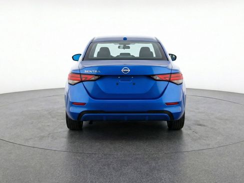 Used 2025 Nissan Sentra SV FWD image 7