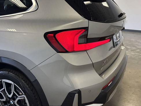 Used 2025 BMW X1 xDrive28i w/ Convenience Package image 11