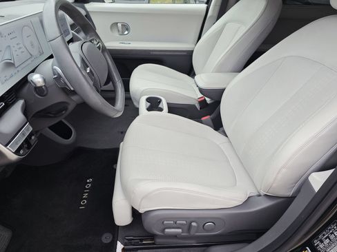 Certified 2024 Hyundai Ioniq 5 Limited RWD image 12