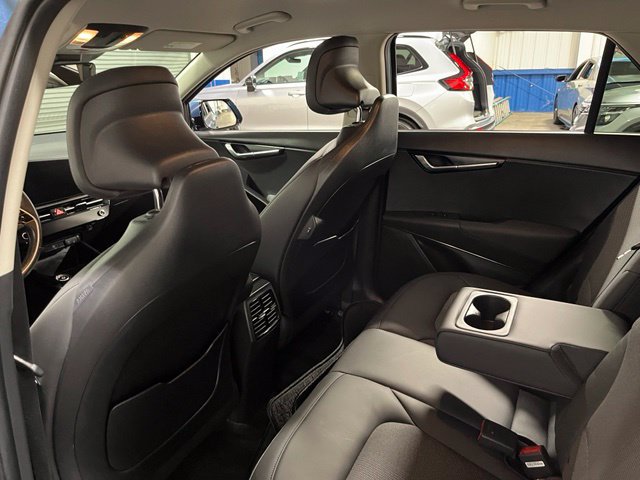 Used 2024 Kia Niro Wind w/ Wind Preserve Package FWD image 17