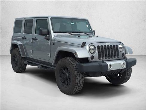 Used 2014 Jeep Wrangler Unlimited Sahara w/ Connectivity Group image 3