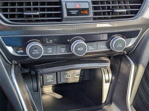 Used 2022 Honda Accord Sport image 28