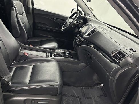 Used 2016 Honda Pilot Touring image 46