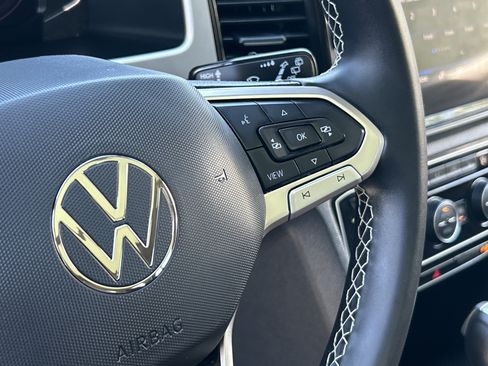 Used 2023 Volkswagen Atlas SE w/ Panoramic Sunroof Package FWD image 28