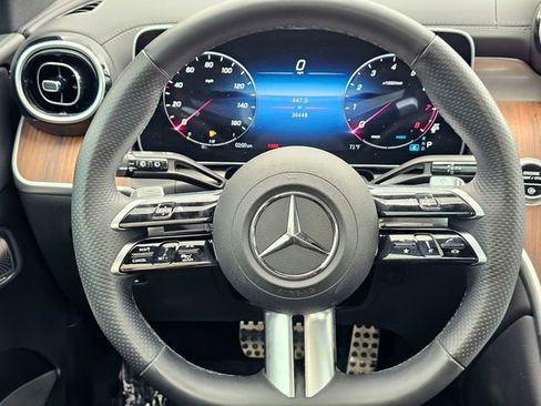 Certified 2024 Mercedes-Benz GLC 300 4MATIC image 31
