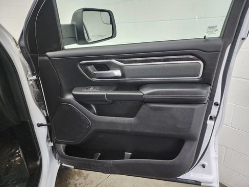 Used 2022 RAM 1500 Big Horn AWD/4WD image 33