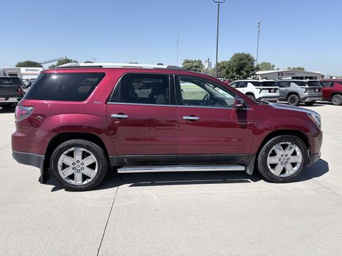 Used 2017 GMC Acadia Limited SLT AWD/4WD image 5
