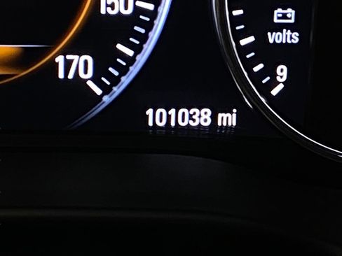 Used 2019 Buick Enclave Avenir w/ Avenir Technology Package image 20