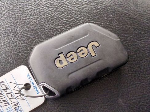 Used 2021 Jeep Wrangler Unlimited Sport image 34